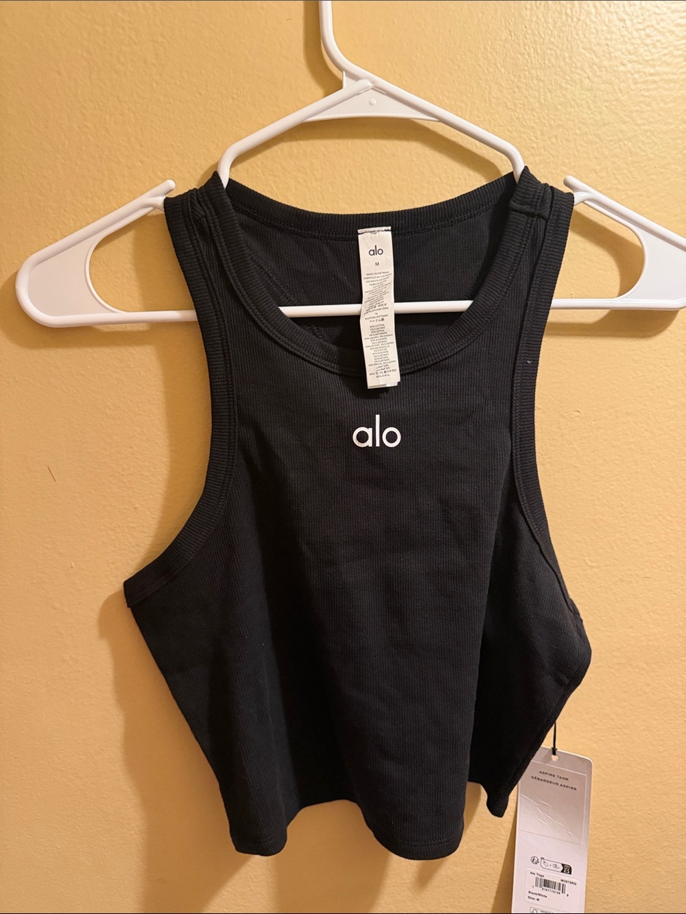 ALO Yoga Black Ribbed Cropped Tank Top